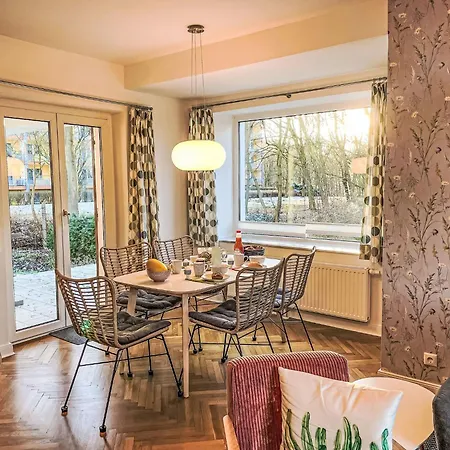 Seeglueck By Interhome * Σβερίν